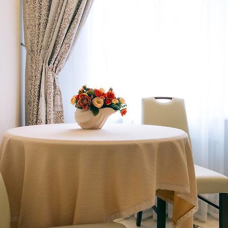 Vip Apartmen Soumy Extérieur photo