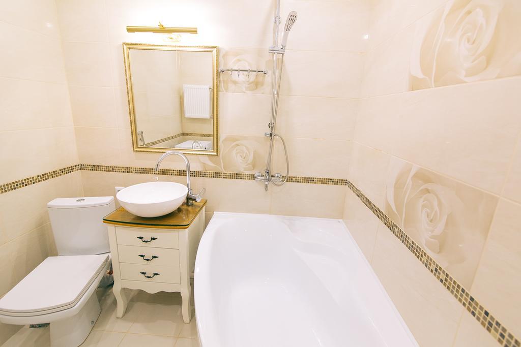 Vip Apartmen Soumy Extérieur photo