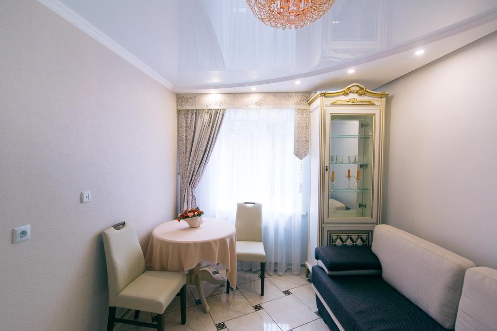 Vip Apartmen Soumy Extérieur photo